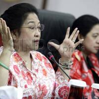 urusan-penanganan-bencana-hasto-sebut-megawati-lebih-heboh-dari-pemilu