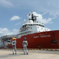 mv-swift-rescue---kapal-milik-singapura-yang-dikirim-untuk-mencari-kri-nanggala
