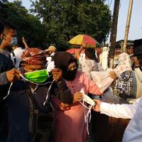 dapat-bantuan-sembako-dari-pemuda-perindo-warga-senang-sekali-alhamdulillah