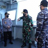 kapolri-kerahkan-kekuatan-terbaik-bantu-cari-kri-nanggala-402