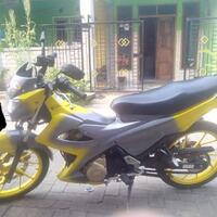 suzuki-satria-150-dari-dulu-hanya-ganti-baju-apa-masih-laku