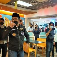 wali-kota-makassar-ngamuk-di-mal-lihat-kerumunan-tanpa-prokes