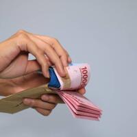 khawatir-thr-gak-dibayar-ratusan-karyawan-ngadu-ke-kemnaker