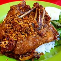 kuliner-legendaris-bebek-sinjay-hanya-ada-di-madura