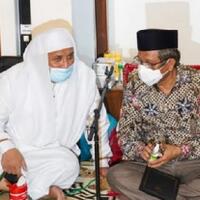 mahfud-md-hadiri-khatmil-quran-di-ponpes-salafiyah-pasuruan