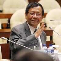 disebut-bilang-korupsi-boleh-asal-ekonomi-bagus-mahfud-md-itu-bohong