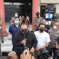 pria-yang-hina-dan-olok-olok-pengunjung-mal-pakai-masker-akhirnya-minta-maaf