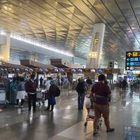 mudik-dilarang-bandara-soetta-terbangkan-rata-rata-40000-60000-orang-per-hari