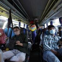 100-bus-berstiker-di-terminal-kalideres-boleh-jalan-saat-larangan-mudik