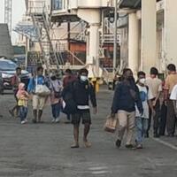 aneh-di-darat-ketat-di-laut-longgar-penumpang-kapal-bebas-masuk-surabaya