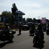 polisi-putar-balik-ribuan-kendaraan-di-jabar-tes-antigen-digelar-masif