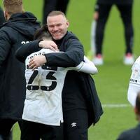 wayne-rooney-nyaris-bikin-derby-county-degradasi-untung-gak-jadi