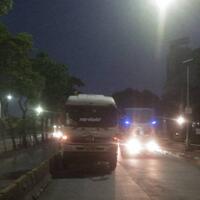 hati-hati-ada-truk-alami-gangguan-di-jalan-letjen-s-parman-arah-slipi