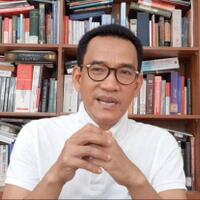 minta-maaf-refly-harun-sebut-pemerintahan-jokowi-sering-mengilhami-kritiknya