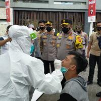 wisatawan-di-puncak-bogor-jalani-rapid-antigen-ini-hasilnya