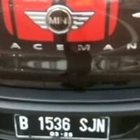 mau-masuk-iring-iringan-wapres-wanita-pengendara-mini-cooper-diamankan-polisi