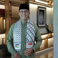 makna-pakaian-lebaran-keluarga-anies-baswedan-versus-ridwan-kamil