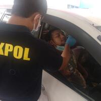 baru-tiba-di-jakarta-warga-tamansari-dukung-pemudik-di-tes-covid-19