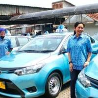 suka-duka-pengemudi-taksi-blue-bird