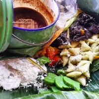mau-kuliner-tradisional-yang-manis-dan-legit-yuk-coba-pecong-khas-pamekasan