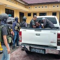 pernah-menyerahkan-diri-ke-nkri-kkb-terinus-enumbi-kembali-beraksi-2-kali-serang-tni