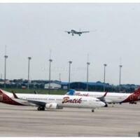 batik-air-dan-otoritas-bandara-investigasi-insiden-pesawat-tabrak-garbarata