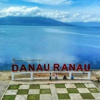 membentang-di-2-provinsi-sumsel-dan-lampung-keindahan-danau-ranau-yang-memukau-mata