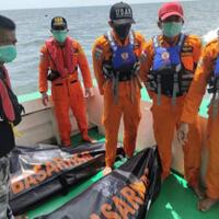 identitas-lima-korban-kapal-tenggelam-diterjang-ombak-besar-di-jambi