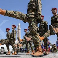 tak-pedulikan-sanksi-as-houthi-tetap-akan-lancarkan-serangan-ke-negara-koalisi-arab