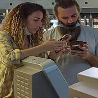 menolak-karantina-2-wna-inggris-dideportasi-dari-indonesia