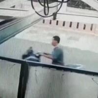 kakak-adik-belanja-susu-jadi-korban-hipnotis-motor-melayang-di-kalimulya-depok