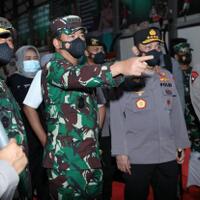 panglima-tni-dan-kapolri-kunker-ke-papua-minta-personel-perkuat-sinergitas