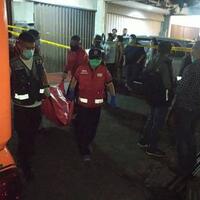 polisi-periksa-keluarga-dan-pegawai-juragan-plastik-tewas-penuh-tusukan