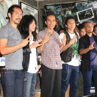 selamat-abdee--slank--diangkat-jadi-komisaris-telkom