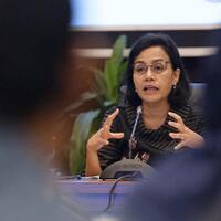 cenderung-menguat-rupiah-bisa-rp13500-per-usd-di-2025