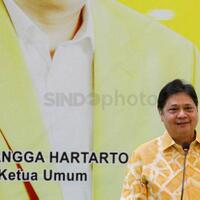 dorong-kader-golkar-hadir-di-tengah-masyarakat-airlangga-bumikan-pancasila