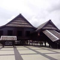 sejarah-balla-lompoakediaman-raja-gowa-makassar-sulawesi-selatan-yang-mewah