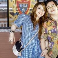 barbie-kumalasari-foto-di-atas-ranjang-dengan-brondong-18-tahun-pacar-barunya