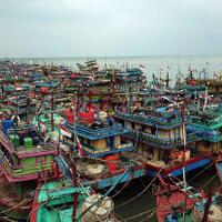 cemas-dengan-hadirnya-nelayan-dan-kapal-asing-nelayan-rembang-tegas-menolak