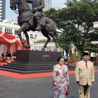 prabowo-resmikan-patung-sukarno-megawati-terima-kasih-sahabat