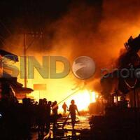 ruko-di-beji-depok-diduga-dibakar-tukang-parkir