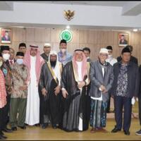 dubes-arab-saudi-sebut-pembatalan-haji-ri-tak-terkait-merek-vaksin