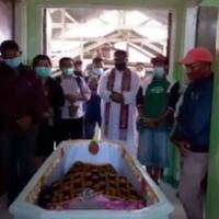 kepala-sekolah-yang-ditikam-wali-murid-meninggal-dunia-di-rumah-sakit