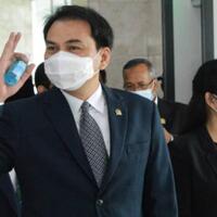 tidak-tampak-datang-kpk-sebut-azis-syamsuddin-penuhi-panggilan-pemeriksaan