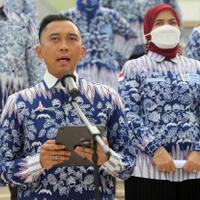 ibas-sby-sidang-promosi-doktor-ipb-seluruh-kader-demokrat-berdoa