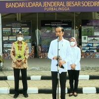 jokowi-dibuat-senang-saat-meninjau-pembangunan-bandara-jenderal-besar-soedirman