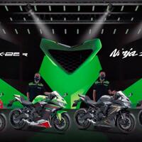 kawasaki-luncurkan-4-warna-baru-ninja-zx25r-no-more-biru