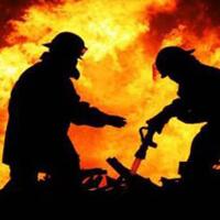 diduga-akibat-puntung-rokok-rumah-dinas-lurah-batu-ampar-ludes-dilalap-api