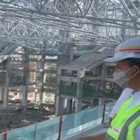 anies-doakan-pengangkatan-rangka-atap-stadion-jis-seberat-3900-ton-berjalan-mulus
