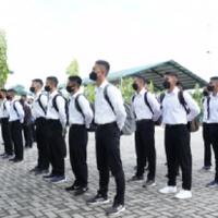 lolos-seleksi-18-pemuda-sultra-berjuang-menjadi-taruna-akmil-di-panda-makassar